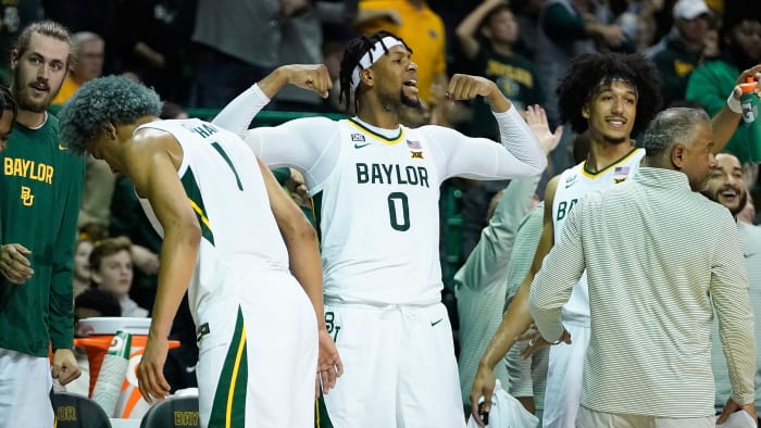 Baylor's Flo Thamba celebrates